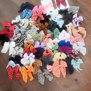 Rylee + Cru oversized Bow lot (64) bows all like new !!!!!